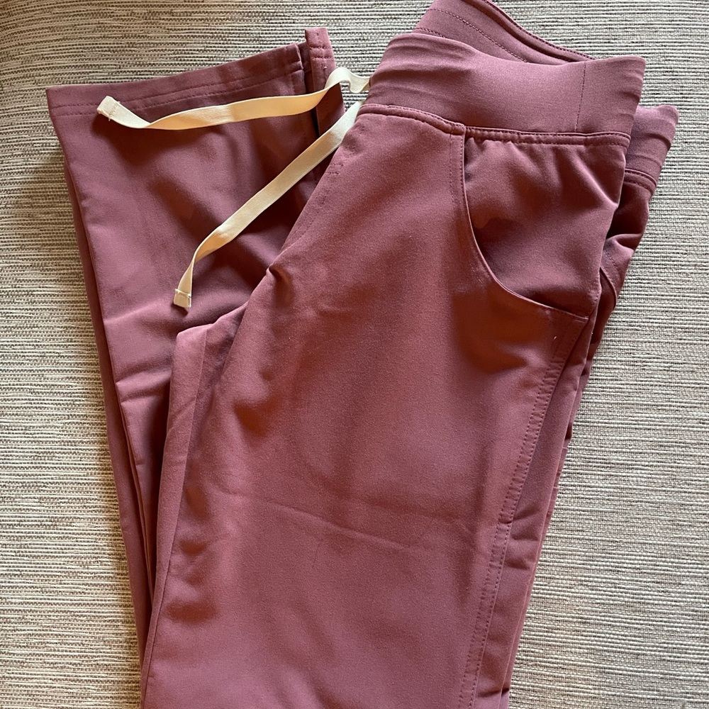 FIGS MAUVE KADE PANTS IN XS PETITE